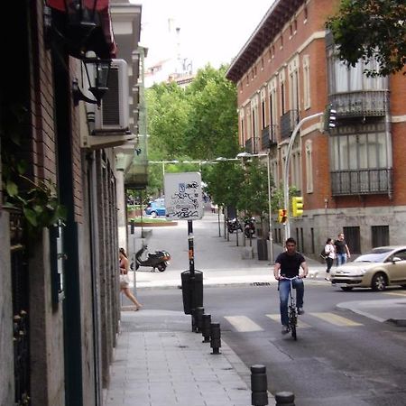 Hostal Miguel Angel Madri Exterior foto