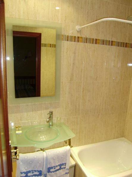 Hostal Miguel Angel Madri Quarto foto
