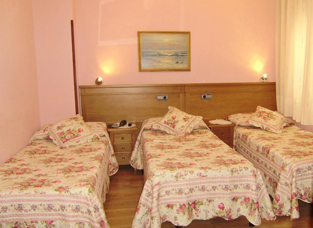 Hostal Miguel Angel Madri Exterior foto